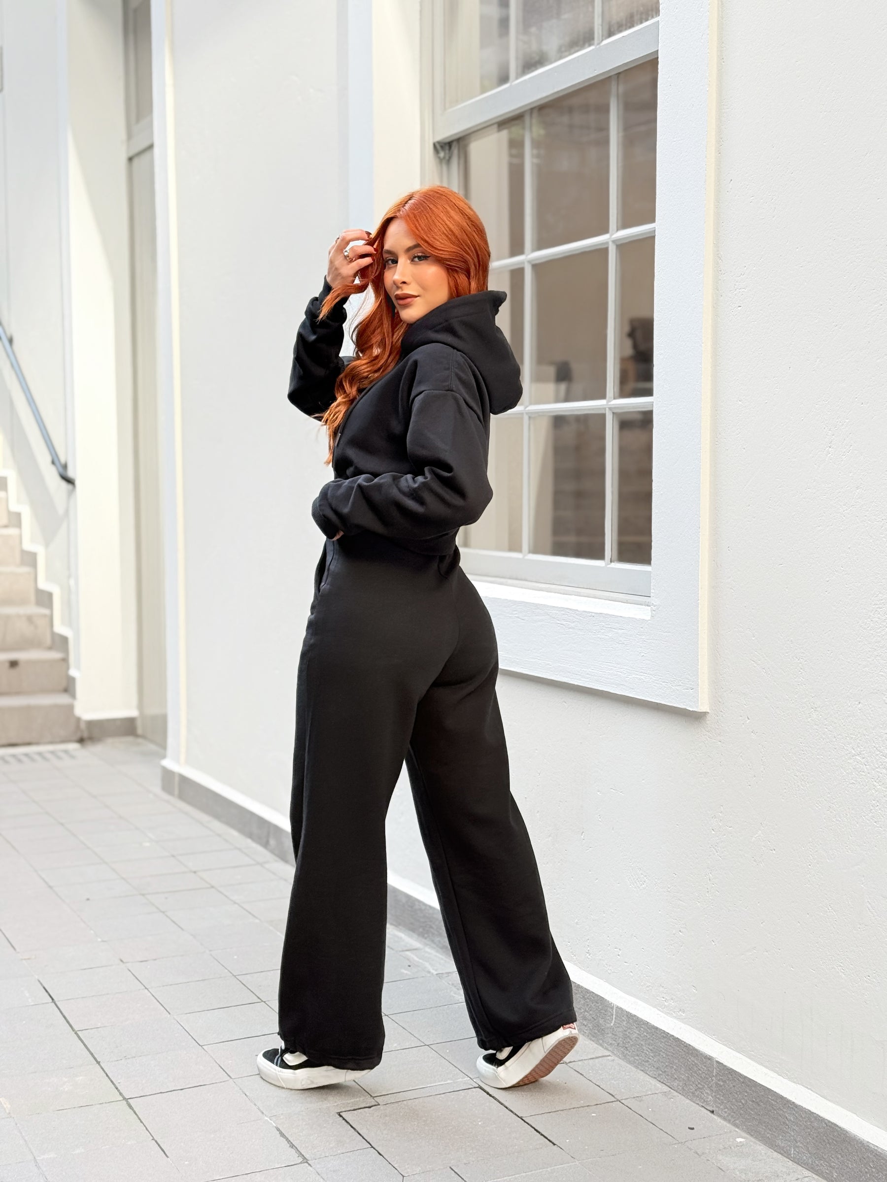 Calça moletom feminina preta - Calligraphy